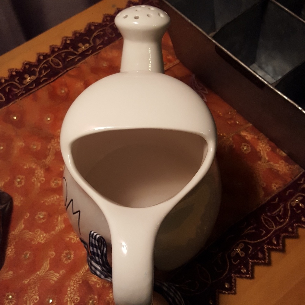 Rae Dunn Watering Can Bloom Pitcher - Picture 4 of 4